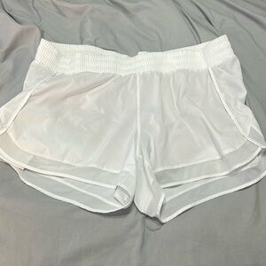 Like new Athleta Mesh Racer Run Short 4”